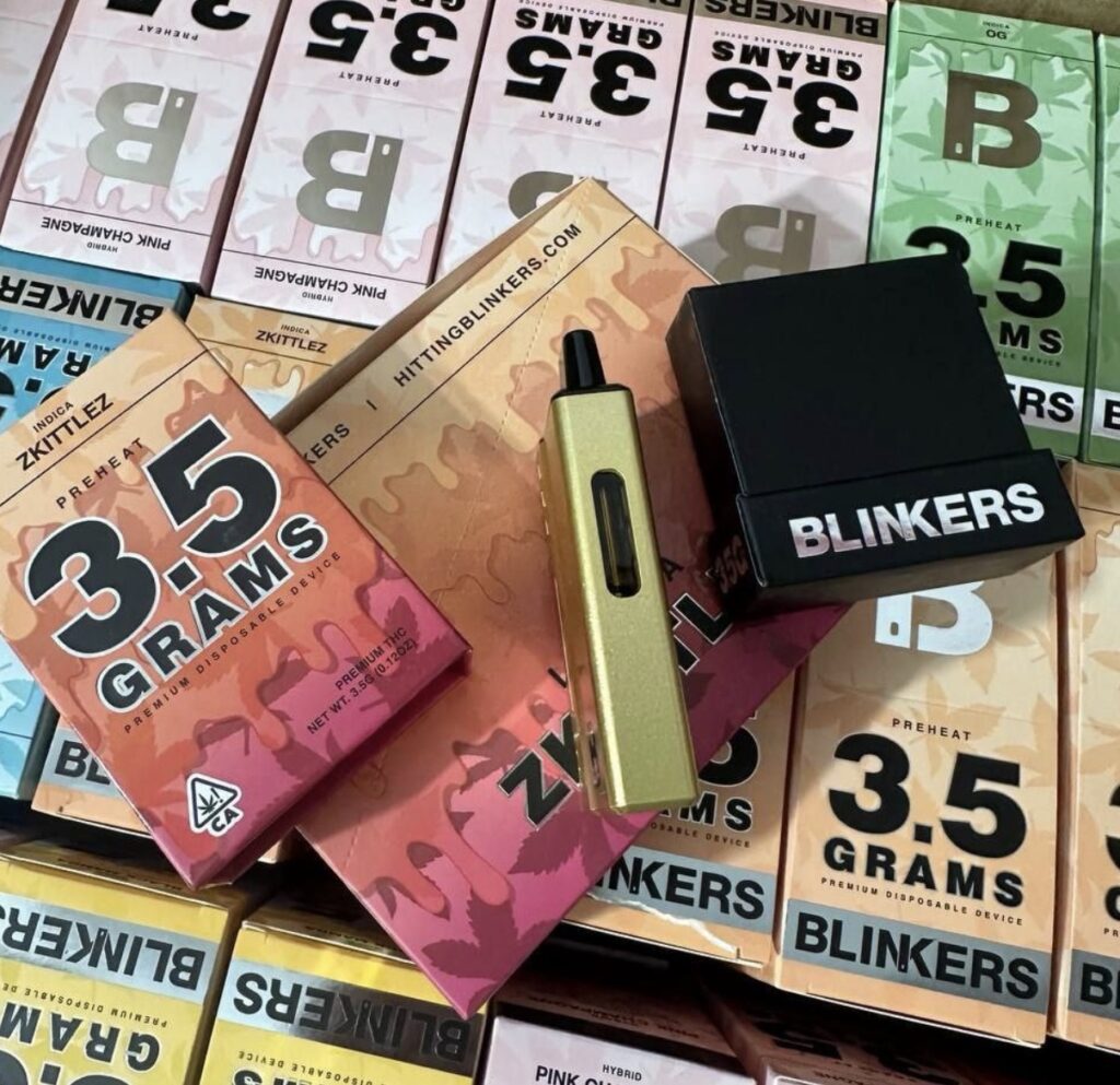 Blinkers Premium Disposable Vapes 3.5G